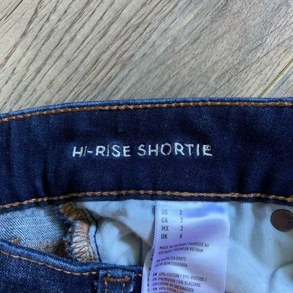 American Eagle Shorts - Picture 3 of 3